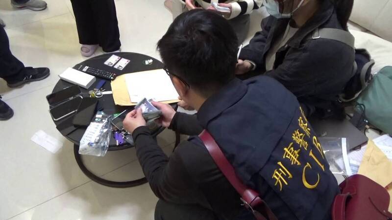 詐騙逾億元租用身分豪車代步 警逮詐團首腦送辦