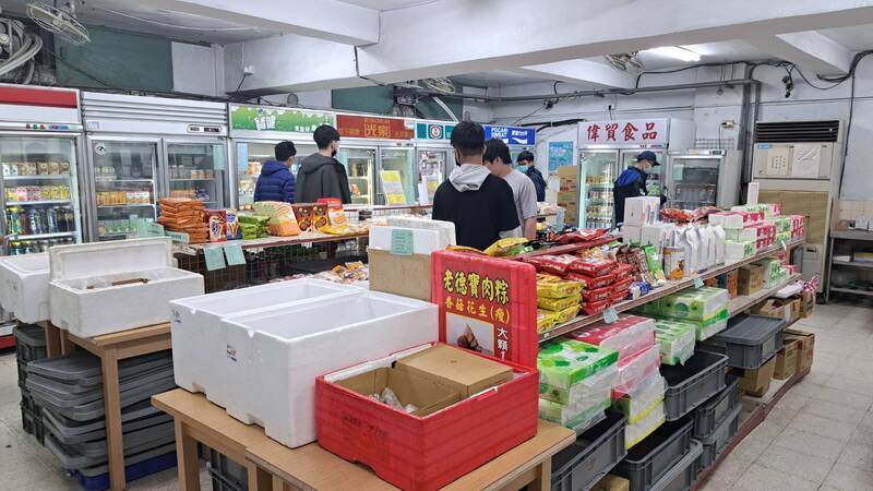 消費習慣改變、熱食部委外 建中合作社將熄燈
