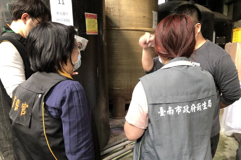 東成醬油混用他廠醬汁 南市府抽驗釐清是否違法