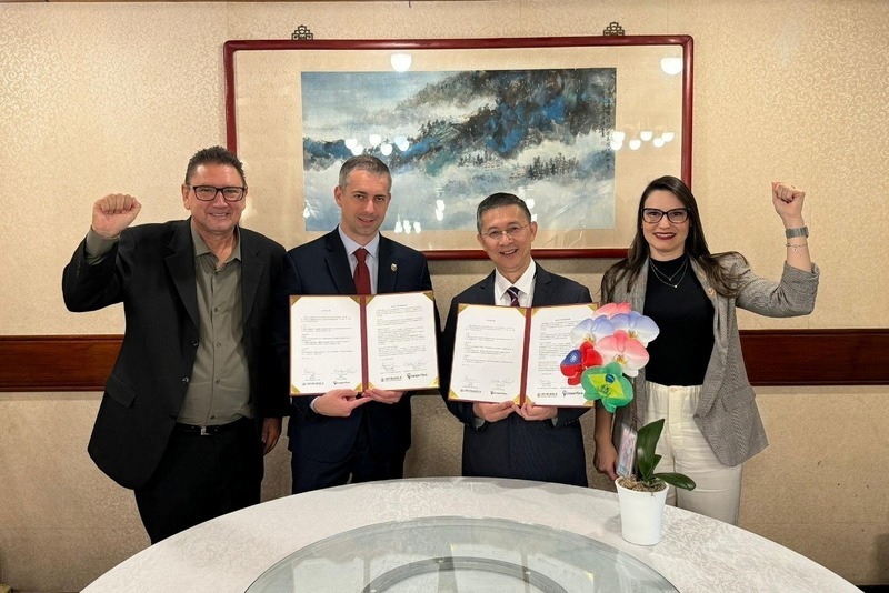 台灣和巴西簽署合作備忘錄 促進雙邊花卉產業發展