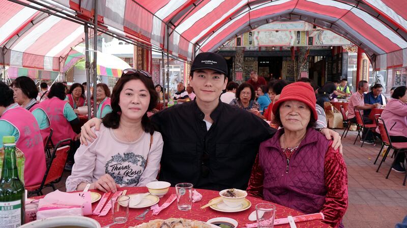 金鐘迷你視帝李程彬雲林辦桌謝鄉親 想當口湖之光