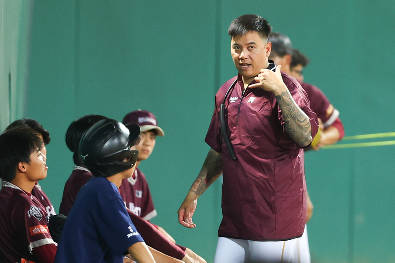 陳鴻文熱身賽狀況不佳 透露太早牛棚狀況拉太快