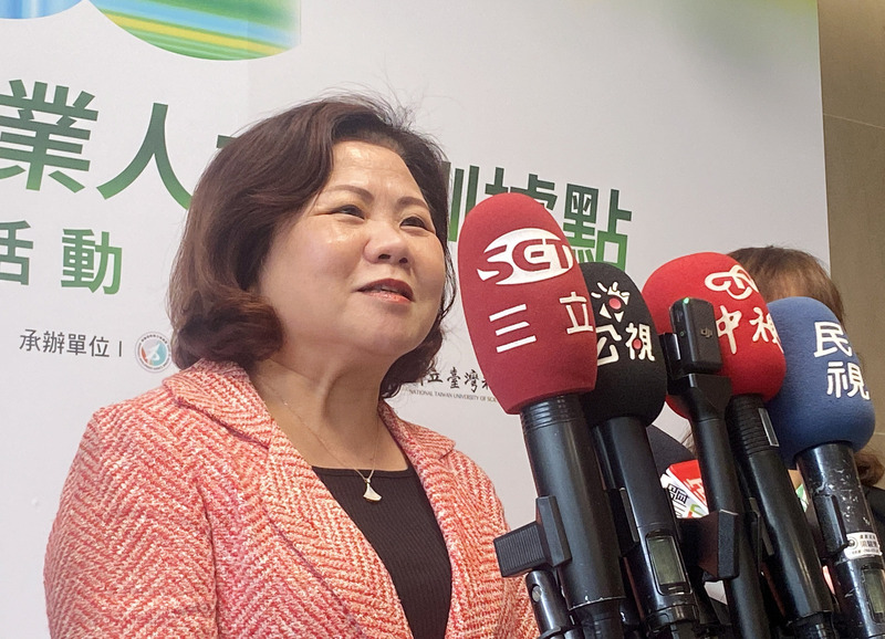 許銘春：台灣印度移工MOU 已送行政院備查