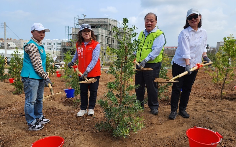 一起集點樹植樹活動 陳光復盼澎湖成一座大公園
