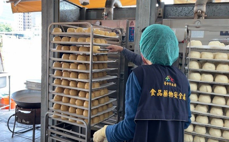 中市府稽查炊蒸食品 名店黑糖饅頭用甜味劑挨罰