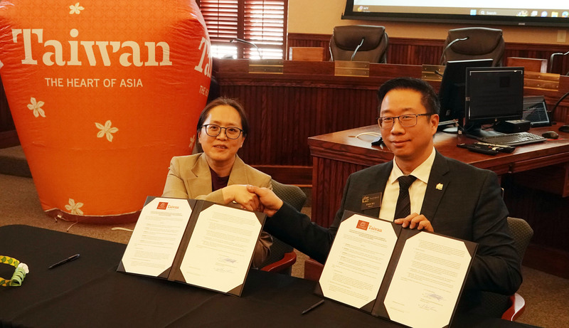 觀光署與聖蓋博市攜手 台灣燈會花燈美國看得到