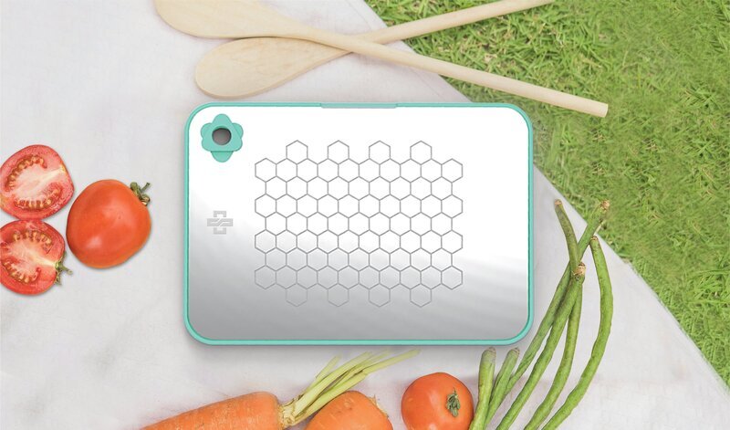 中鋼股東會紀念品護食安 送抗菌不鏽鋼砧板組