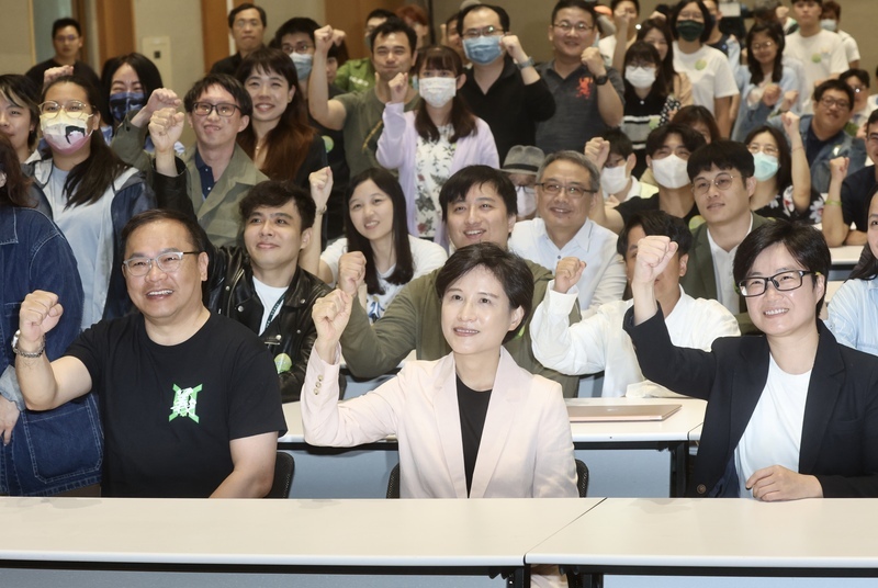 蒐集政策意見 王義川呼籲青年對賴清德說心聲