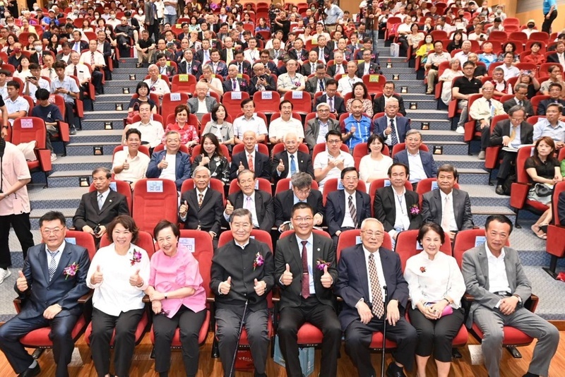 嘉義高中百年校慶 藍綠大老返校憶當年