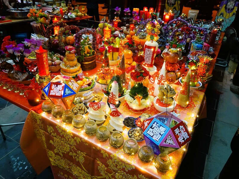 迷上馬祖祭神「碗筵」習俗 藝術家把供品變作品