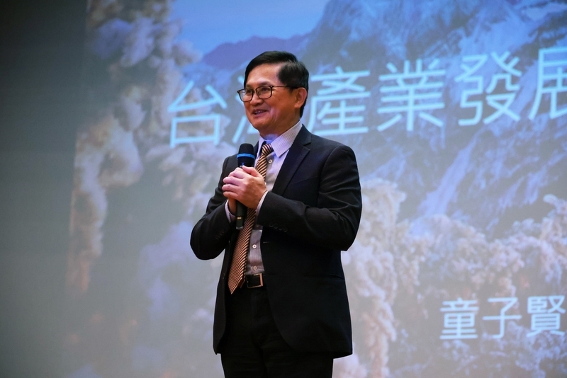 能源議題受關注 童子賢:應像航空業妥善管理