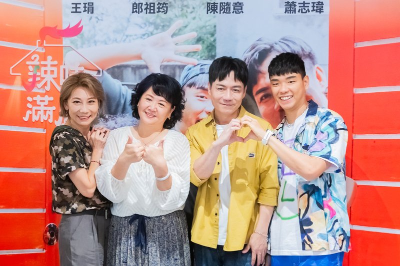 郎祖筠擔心影響劇團 刪為黃子佼加油留言