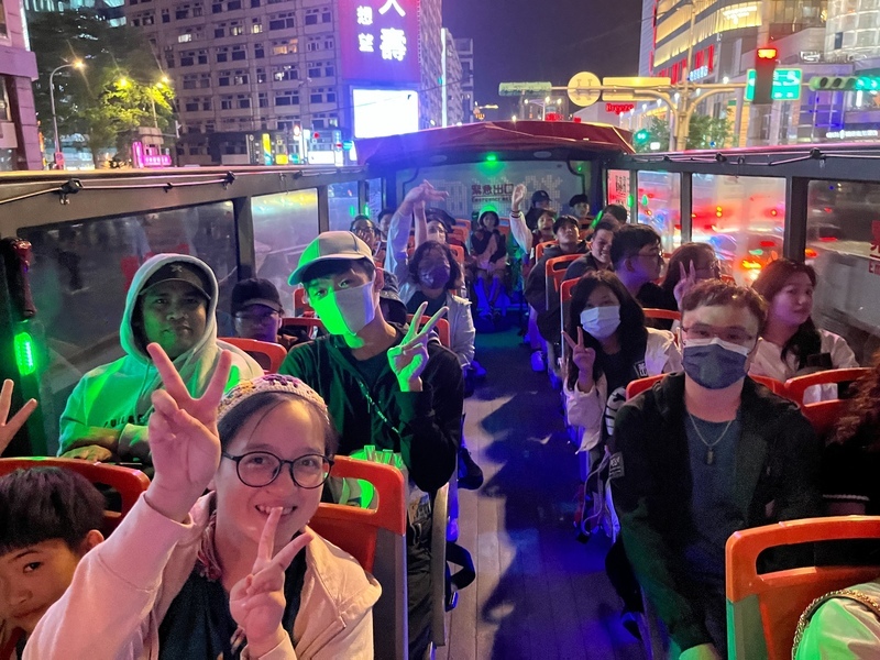 阿里山茶山國小「鄒遊台北」 大山小孩開了眼界