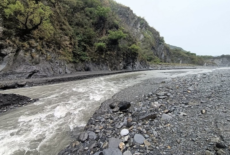 哈尤溪因雨河道沖刷 枯水期限定遊程提早結束