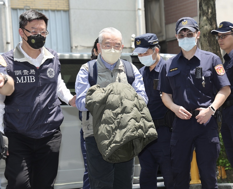 貴婦奈奈公婆涉詐逃亡 押解返台移送北檢、士檢