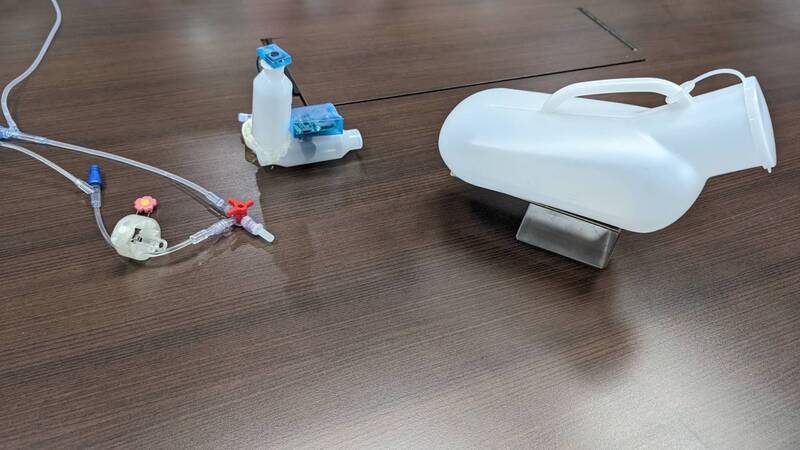 點滴線纏繞好困擾 護理師創意研發解決臨床問題