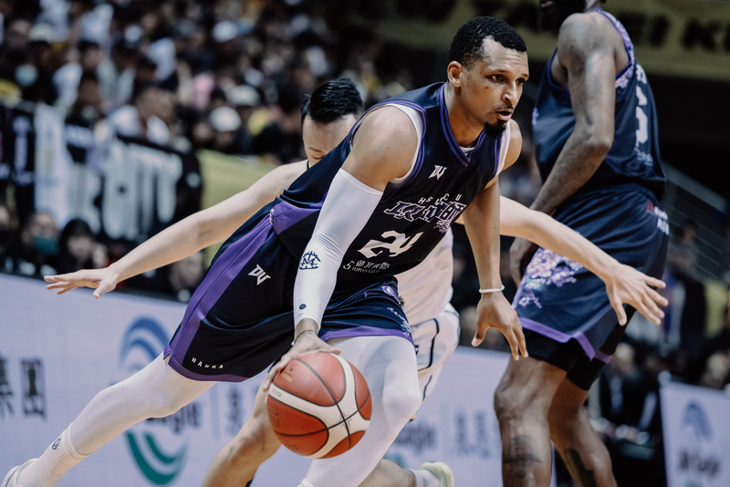 PLG國王6大主力輪休 攻城獅靠艾夫伯轟37分險勝