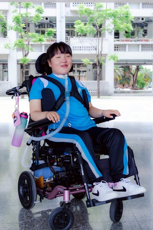 嘉市2學生克服逆境微笑面對挑戰 獲總統教育獎