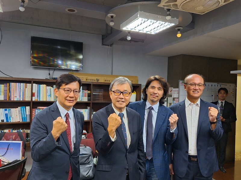 教長鄭英耀盼學位陸生恢復 兩岸年輕人增瞭解