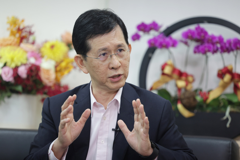 黃彥男：南北各設AI生態園區 數位經濟2年內產值破兆