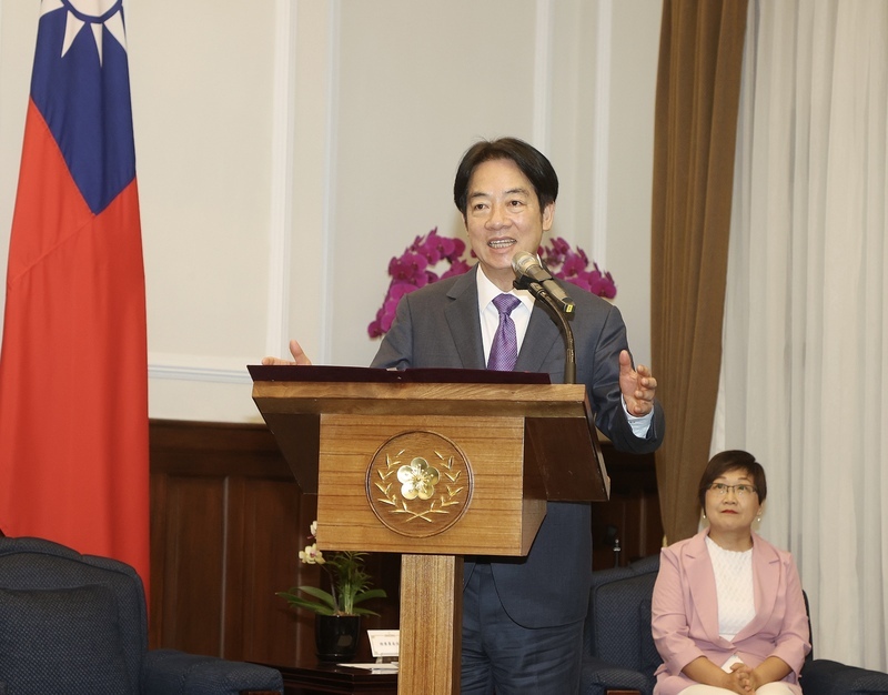 總統:打造台灣成為經濟日不落國 政府做產業後盾