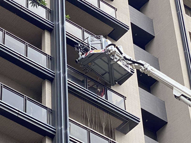 竹市大樓火警仍有173人待救 警消建議就地避難