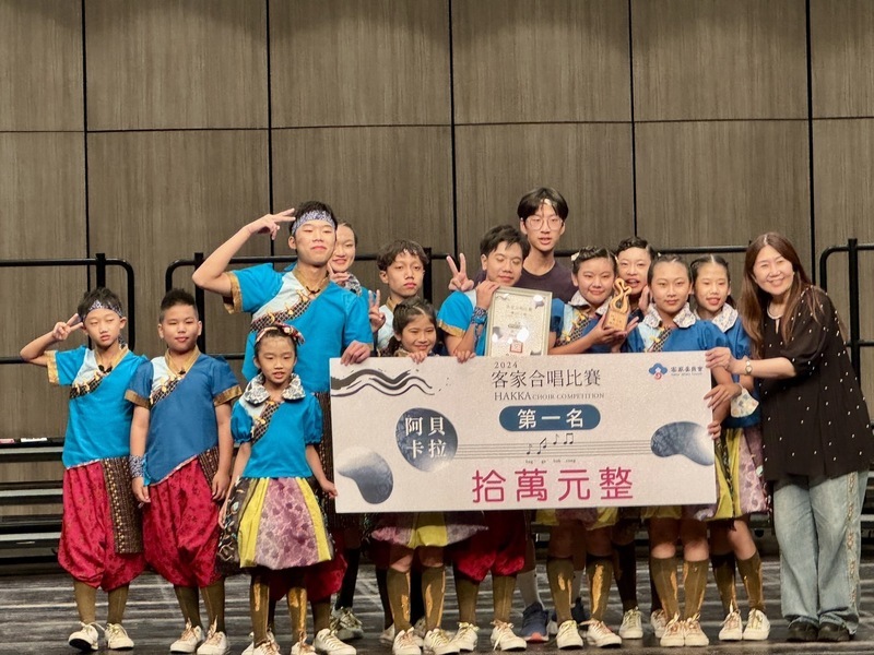 屏東培訓阿卡貝拉人聲樂團 客家合唱賽脫穎而出