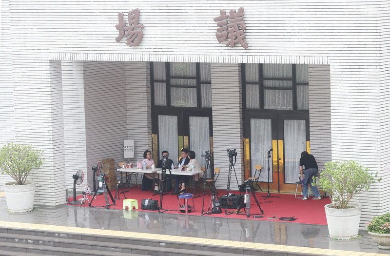 立法院明續審國會職權修法 藍委下午議場前排班