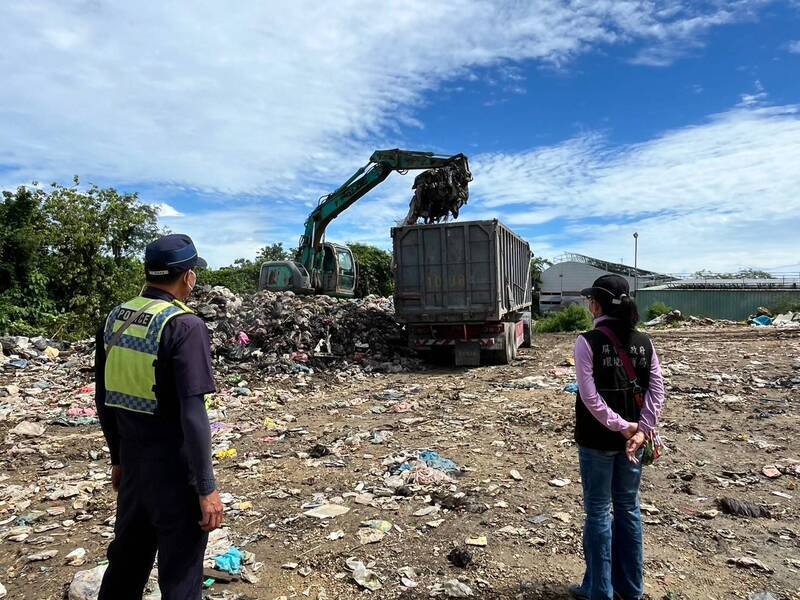 屏縣府助清741噸垃圾退場 小琉球第10次招標決標