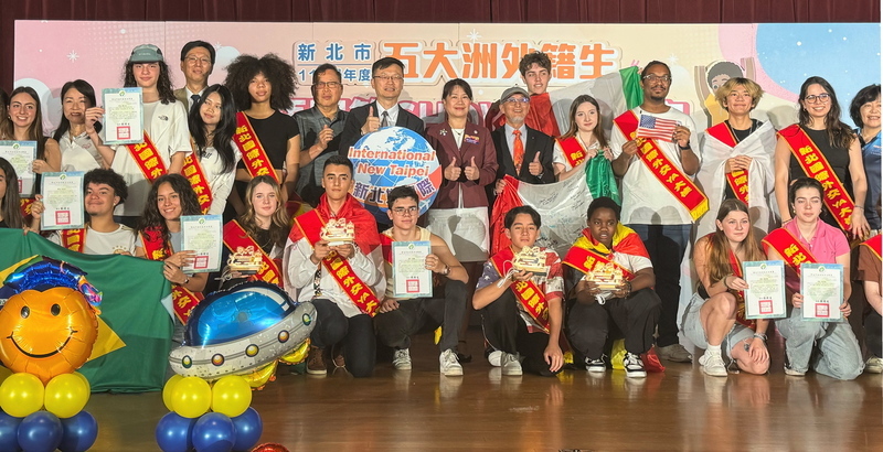 新北跨國校園交流秀成果 頒發證書歡送35外籍生