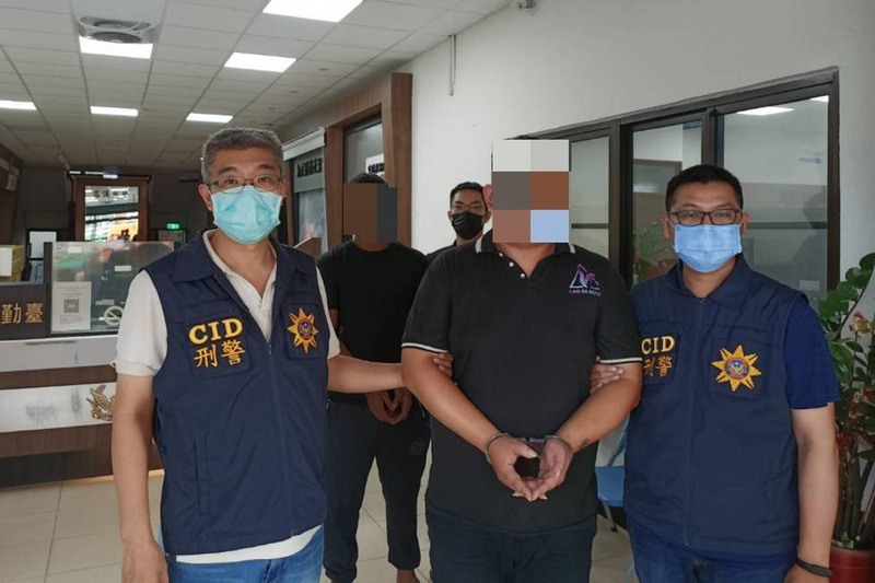 台南2男闖補習班毆打負責人 遭警拘提送辦