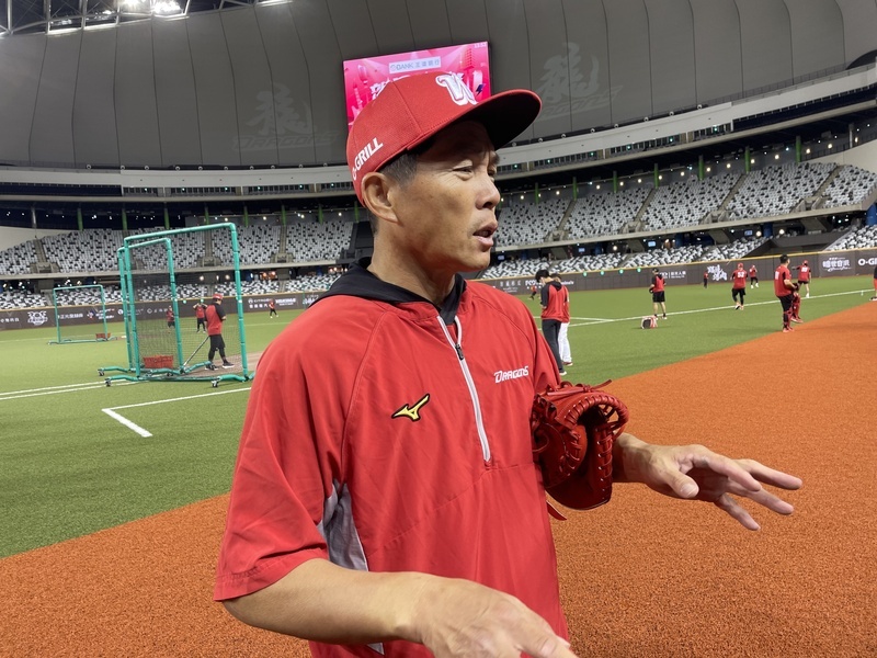 味全龍教練團調整 高須洋介任首席發揮空間更大