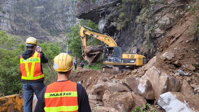 中橫便道19.8公里因大雨毀路基 估6/7開通