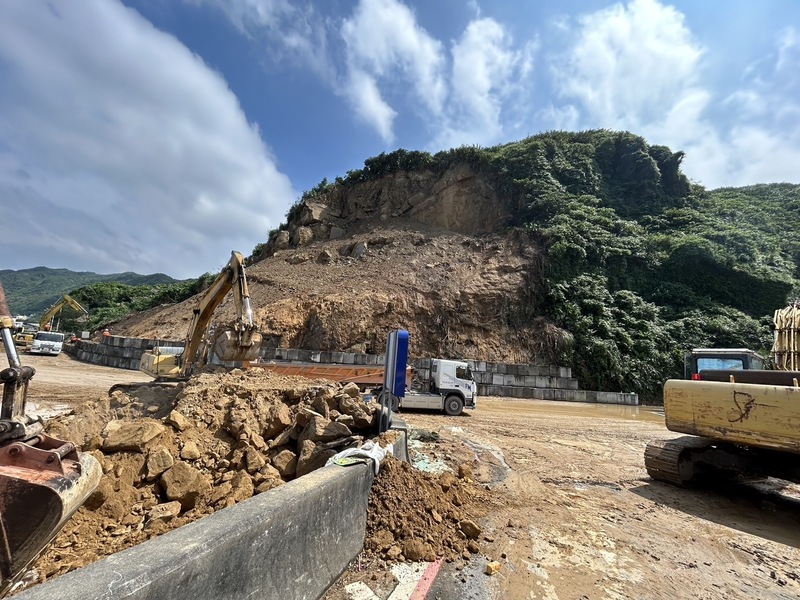 基隆山崩搶災1週 估晚間土石清完拚11日通車
