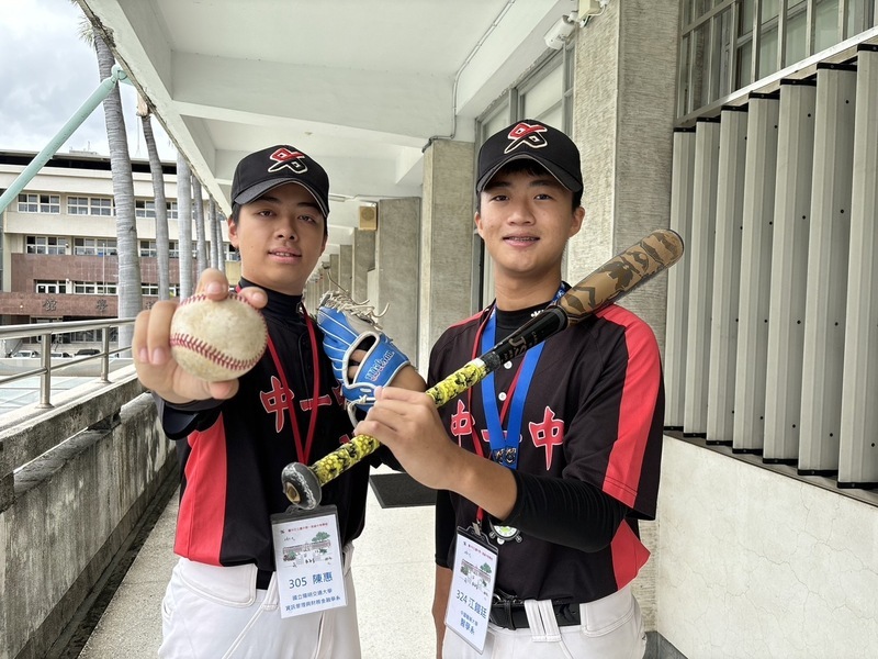 中一中打棒球錄取醫學系 高度近視隊員想朝眼科發展