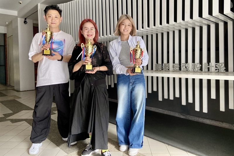 美容轉攻美髮 弘光科大生韓國無限挑戰賽奪金獎