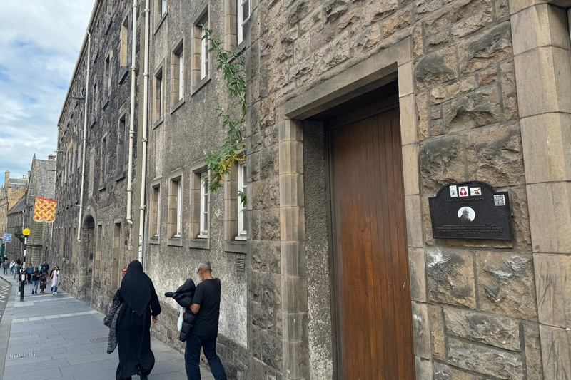 台南感念馬雅各貢獻 出生地英國愛丁堡掛紀念牌