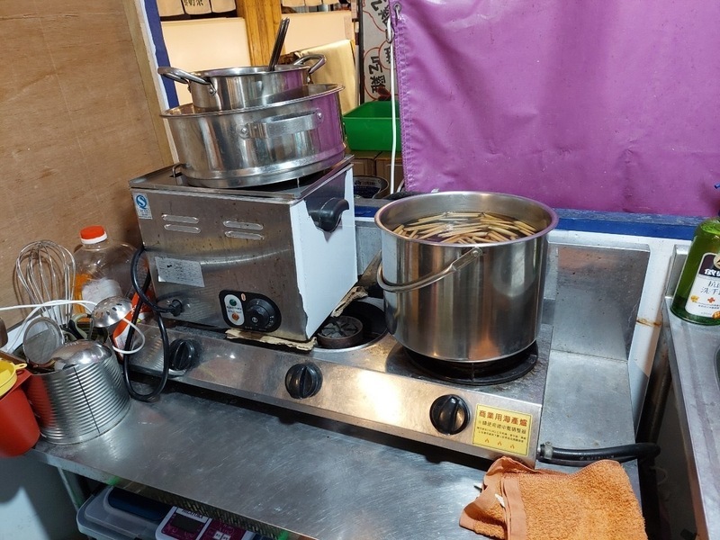 高雄14人吃涼麵腹瀉 衛生局稽查令業者停業7天改善