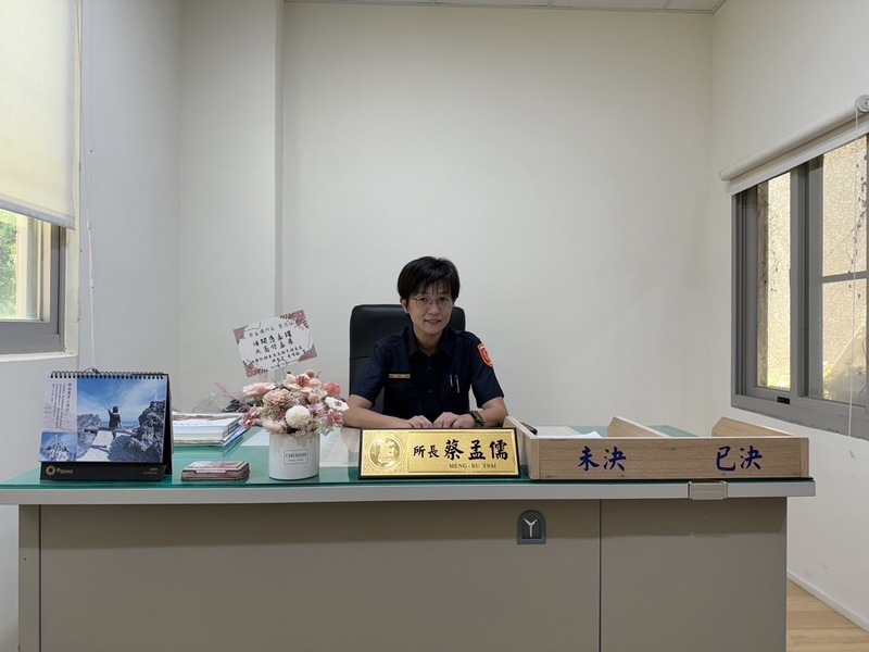 琉球分駐所首名女所長觀光旺季報到 第1天忙到半夜