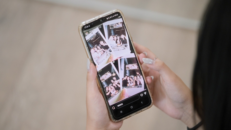 手機滑不停 調查：8成兒少社群恐慌、2成已沉迷