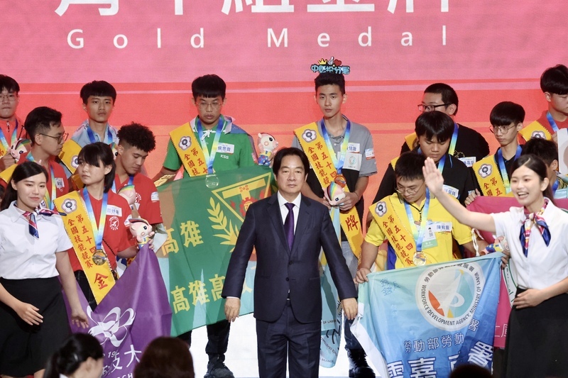 賴總統出席全國技能競賽 強調人工智慧時代來臨