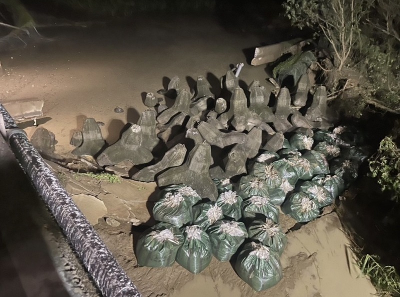 台南八掌溪後壁段溢堤 15公尺破口完成封堵