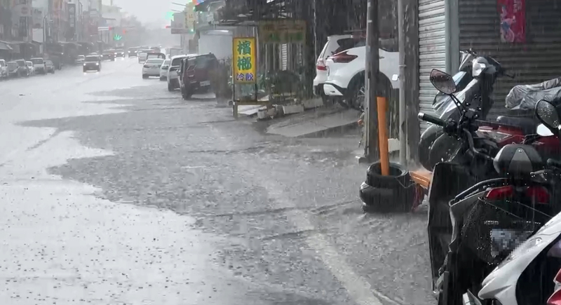 台東市區多處積水場地濕滑 馬卡巴嗨藝術節延期