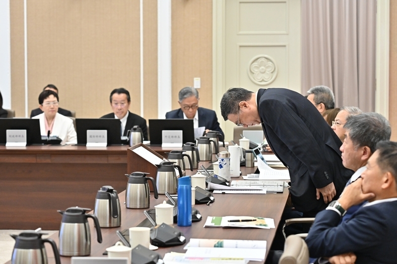 颱風凱米釀災 卓榮泰鞠躬感謝救災人員