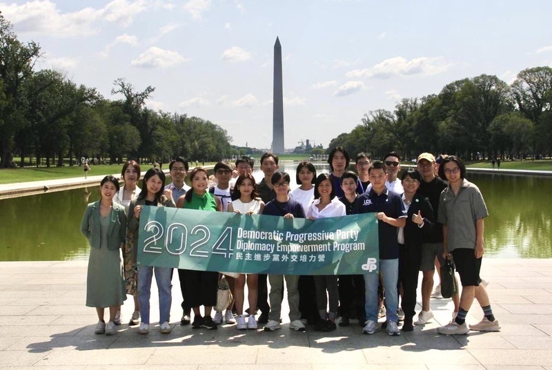 民進黨外交培力訪團返國 楊懿珊：青年到世界交朋友