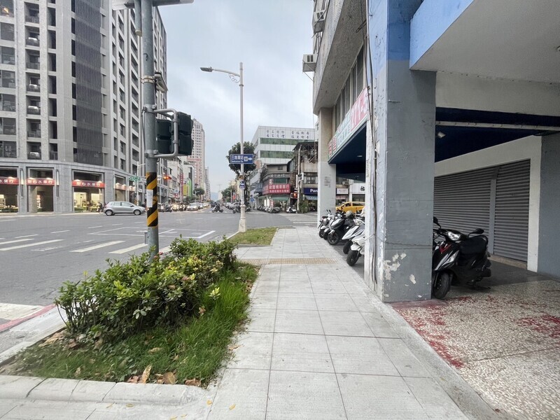 新高雄車站前建國路人行道換新 高市：注入人潮