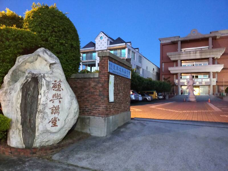 男童暑訓營遭掐脖折手 中市府調查受害不只1人