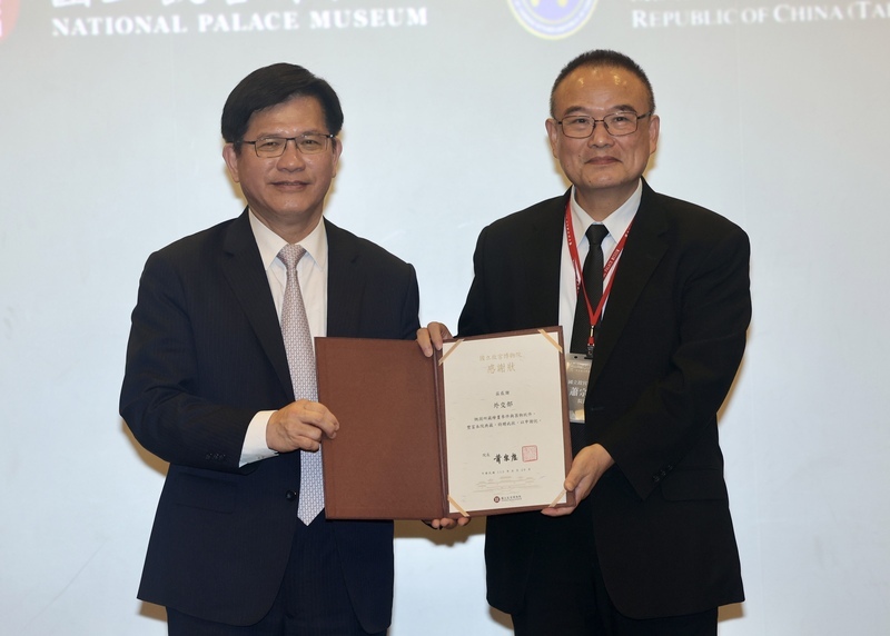 外交部致贈故宮文物 溯源部分來自毛邦初軍購案