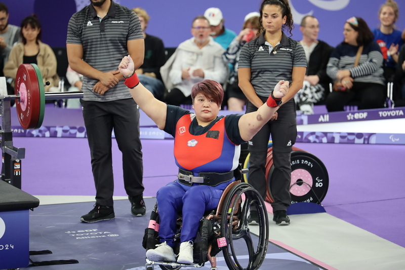 健力好手林資惠6度拚帕運第7名完賽 獲滿場觀眾歡呼