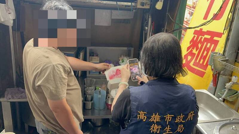 高雄湯包店濃湯內驚見壁虎 衛生局稽查、店家喊冤